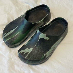 Birkenstock Super-Birki camo print clogs